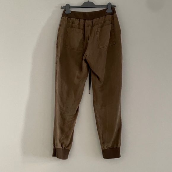 YF&B Tencel Jogger - Picture 10 of 11